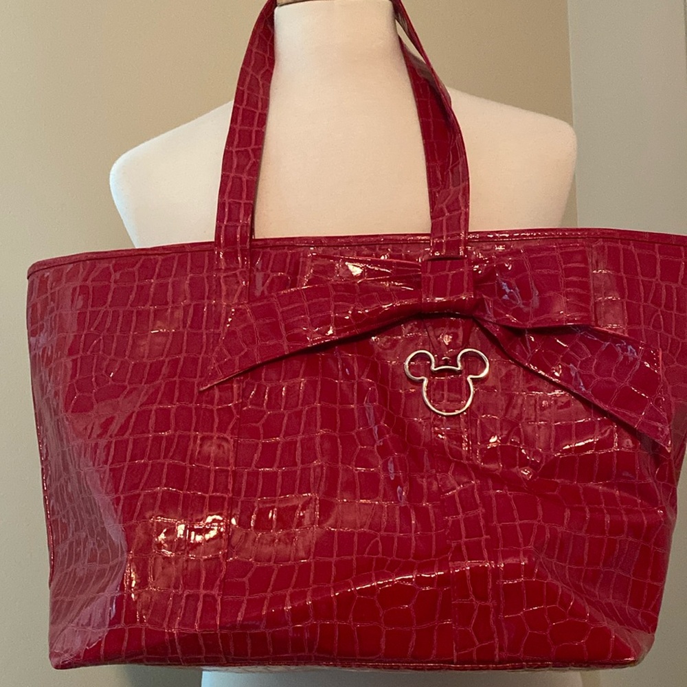 Disney Parks Crocodile Texture Tote Bag with Bow & Mickey Icon Bag Charm - Picture 1 of 7